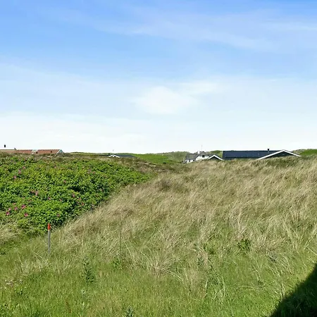 Vakantiehuis Summer With Grass Roof In Klitmoller